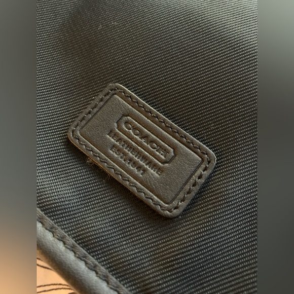 UNISEX Coach BLK leather trim messenger stylish and durable. Fast Shipping! - Picture 14 of 14